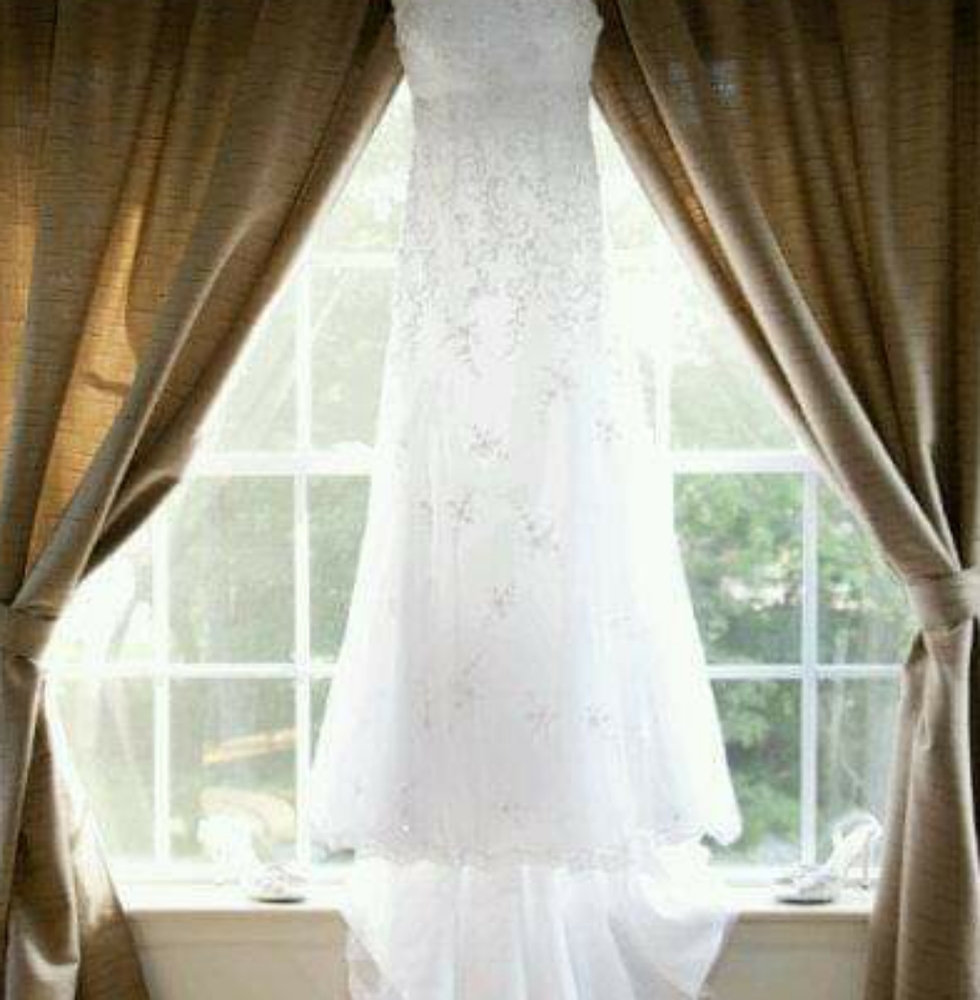 Dress - Picture 5 of 7